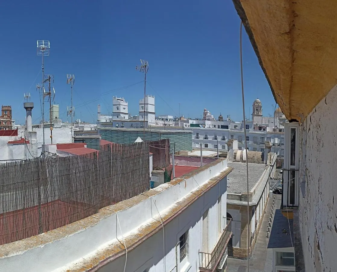 Apartment Ferienwohnung El Atico Del Mercado Basic Ha Loft Cádiz